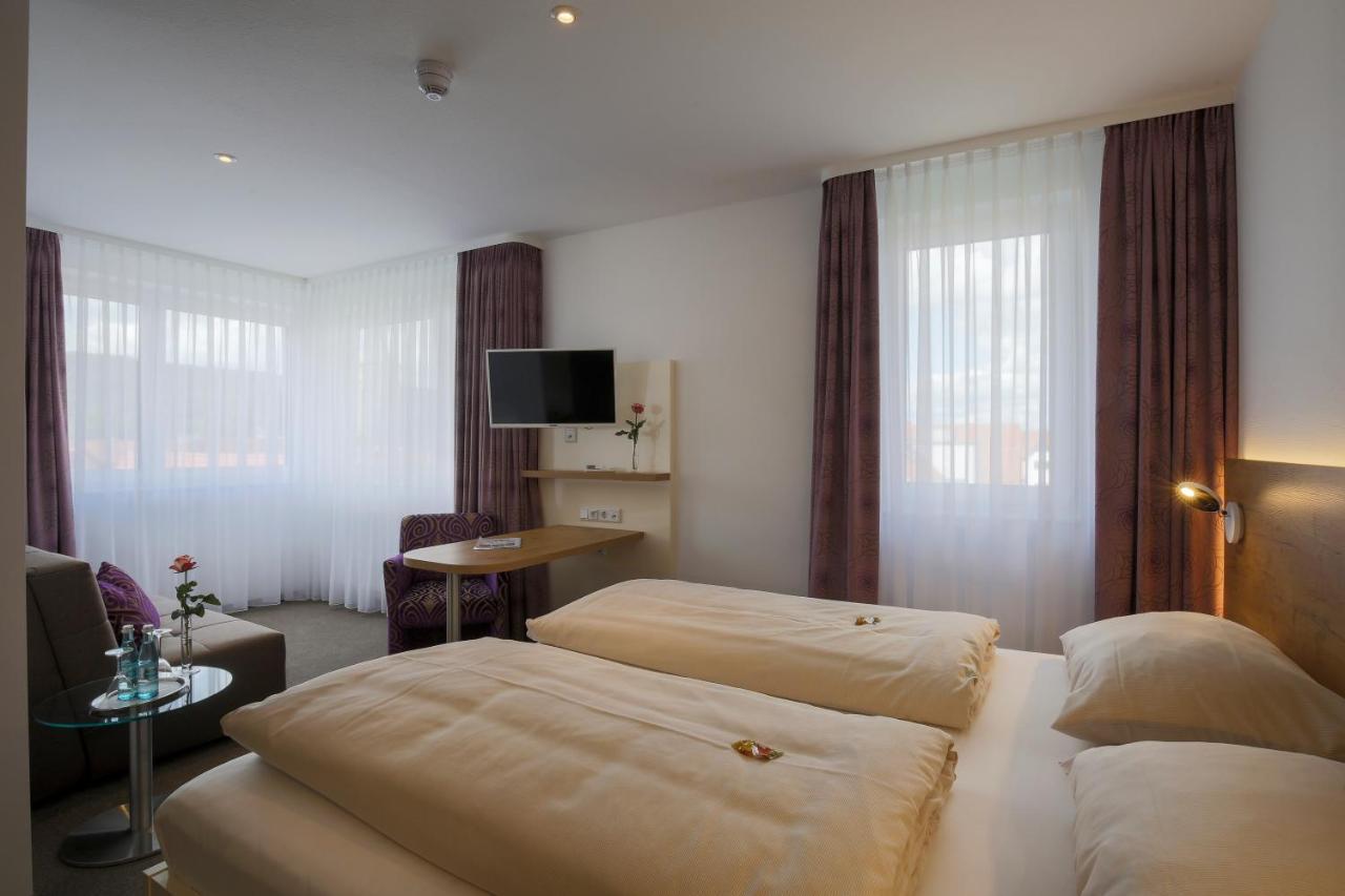 Hotel Hirsch Leonberg Extérieur photo