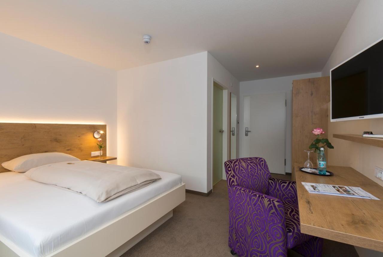 Hotel Hirsch Leonberg Extérieur photo
