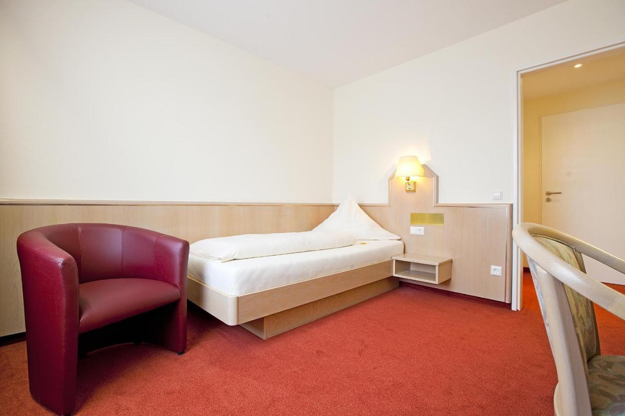 Hotel Hirsch Leonberg Chambre photo